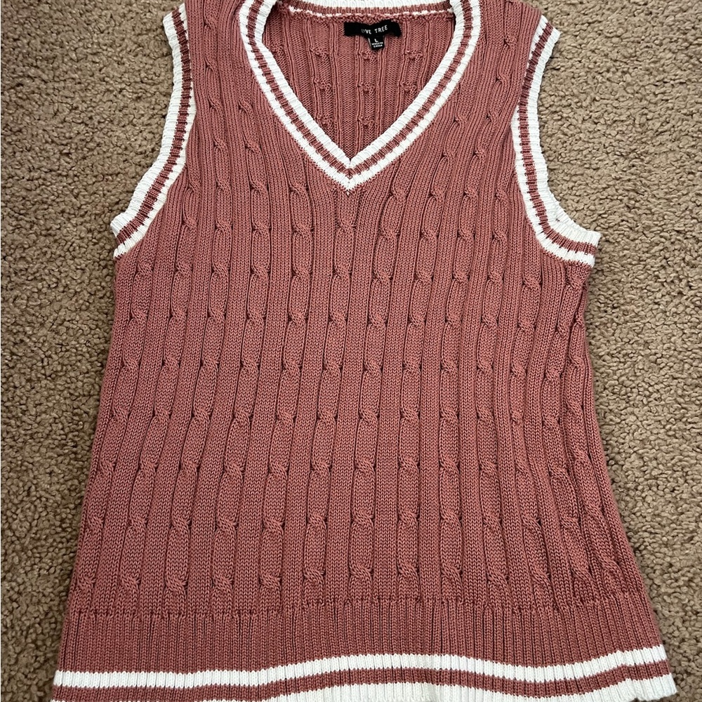 Love Tree Mauve Cable Knit Vest